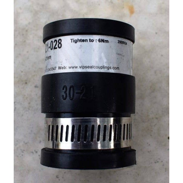 Flexible Rubber Pipe Fittings For Koi Ponds – Push-Fit Connection With Worm-Drive Clips, Unbranded